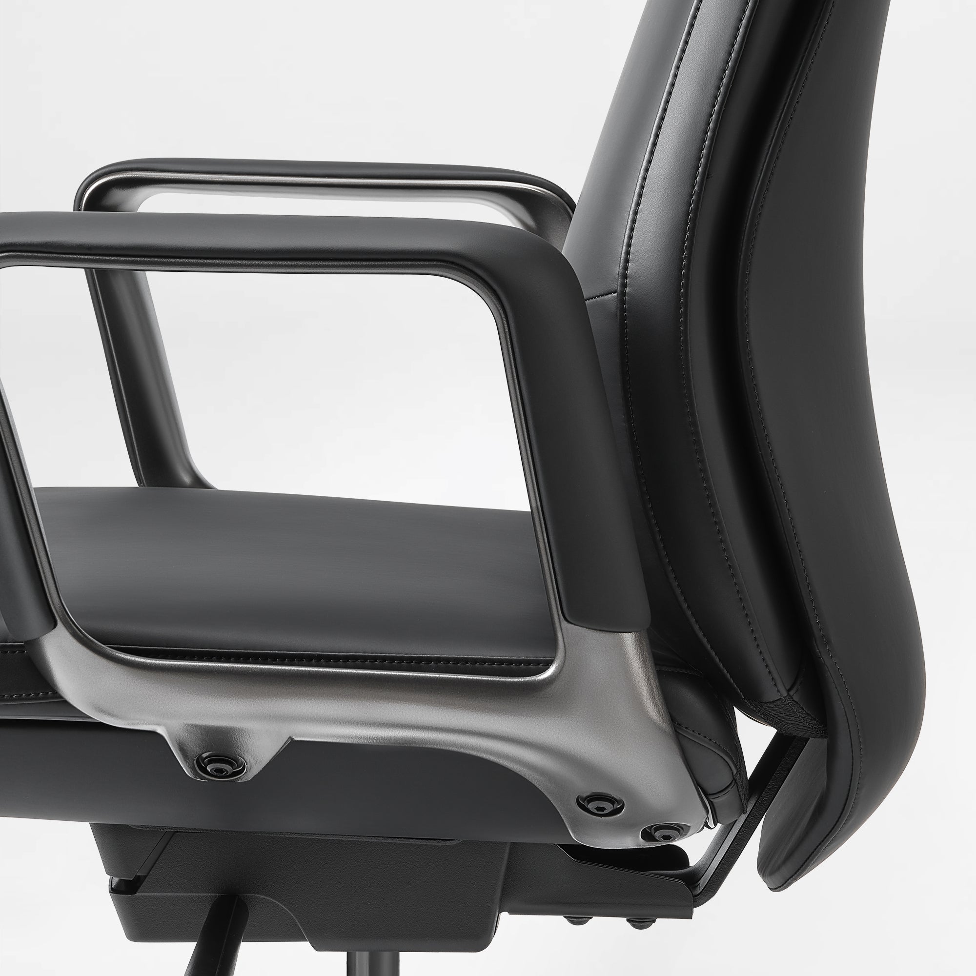 Alto, Silicone Leather Executive Office Chair