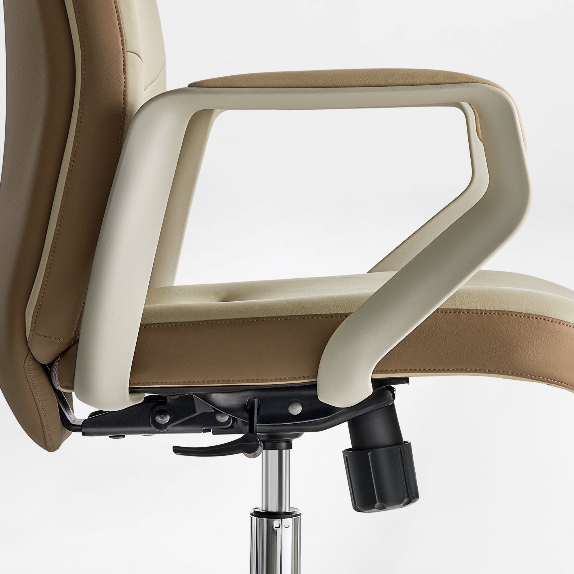  Clara Executive Office Chair with Class 4 Hydraulics Gas Piston