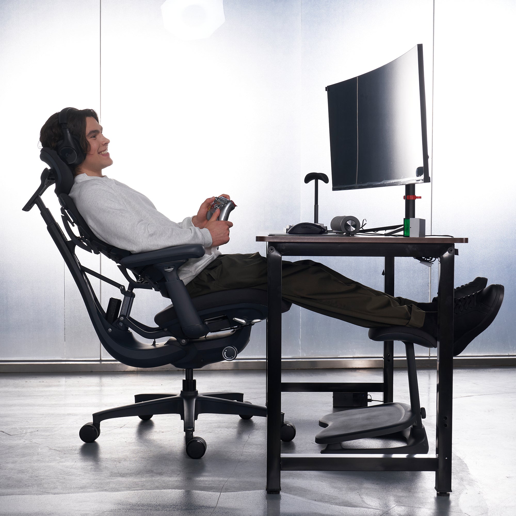 LiberNovo Omni in Home Office,  Ergonomic Office Chair for Long-hour Gaming Setups, Midnight Black