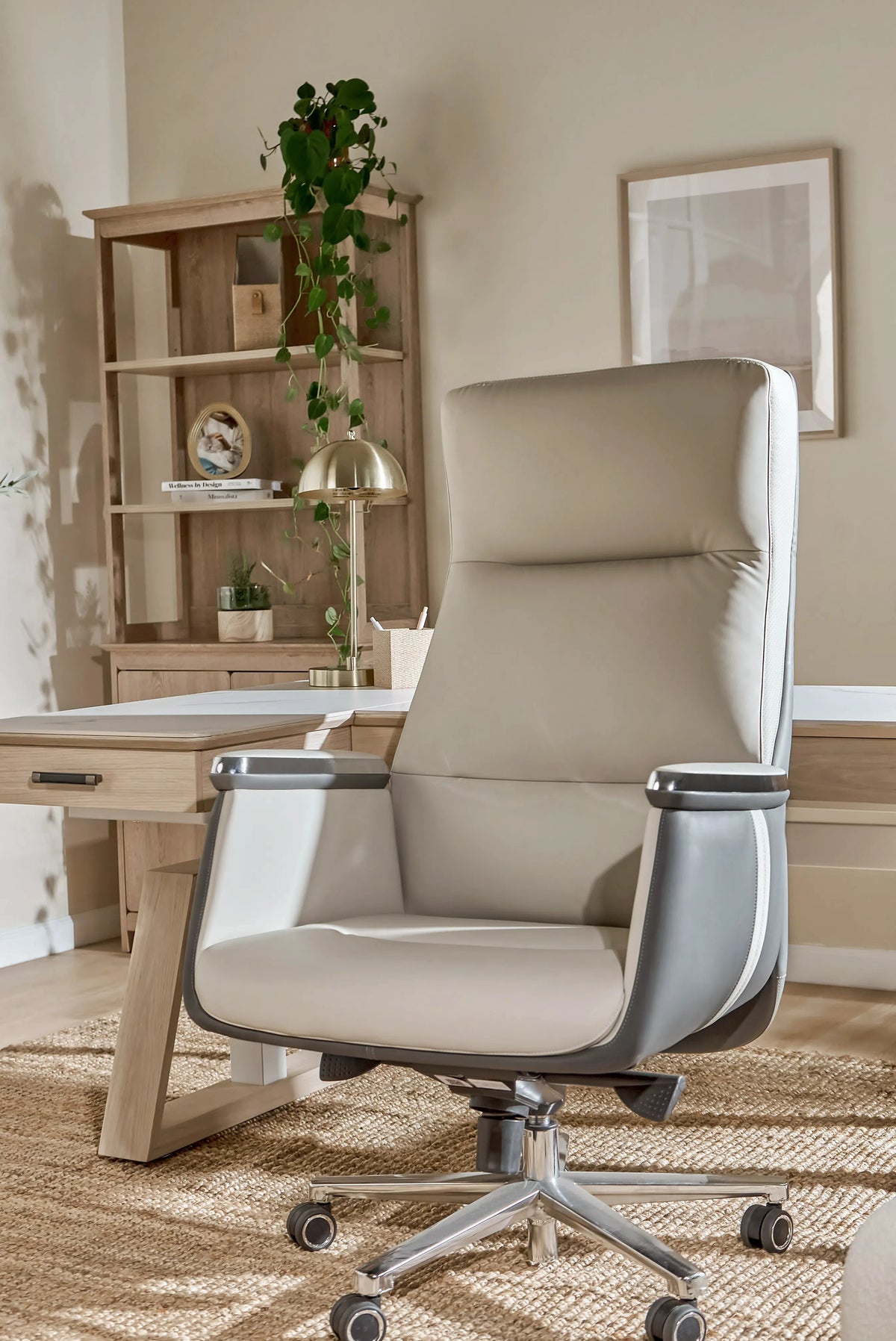 Eureka Ergonomic Business
