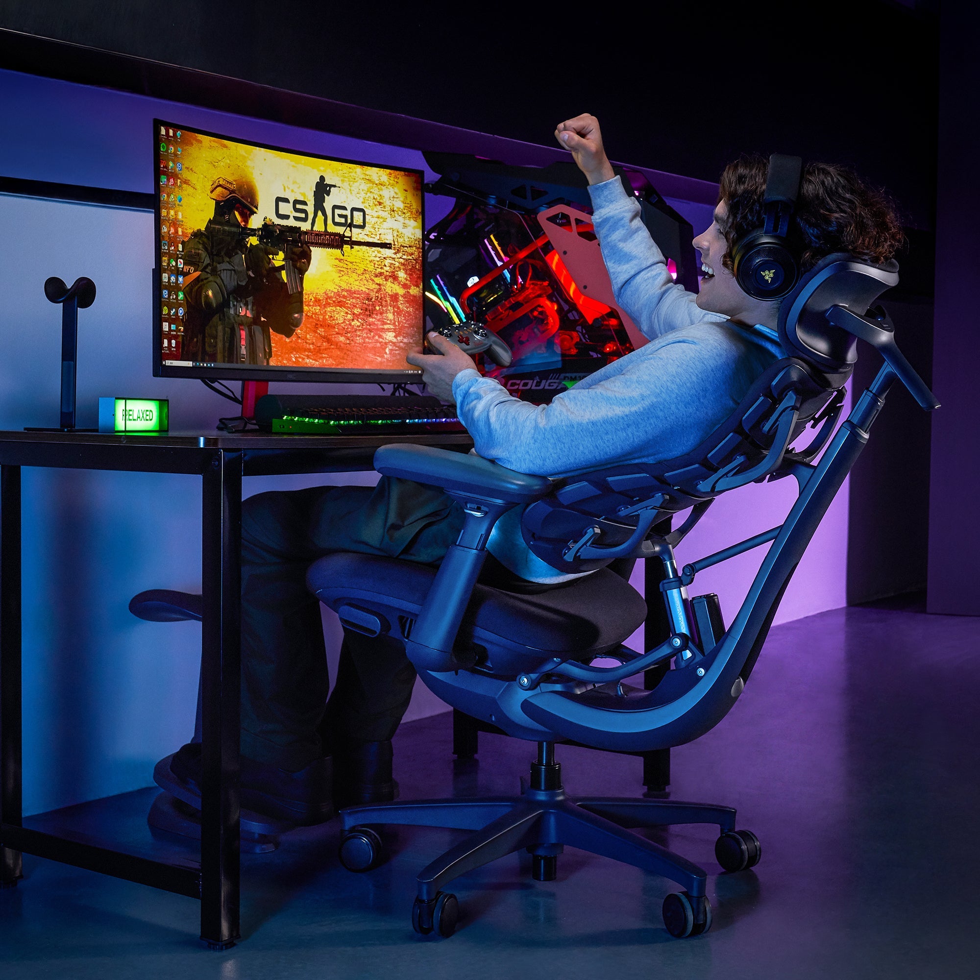 LiberNovo Omni Ergonomic Office Chair for Long-hour Gaming Setups, Midnight Black