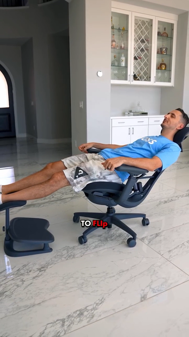 Eureka Ergonomic Business