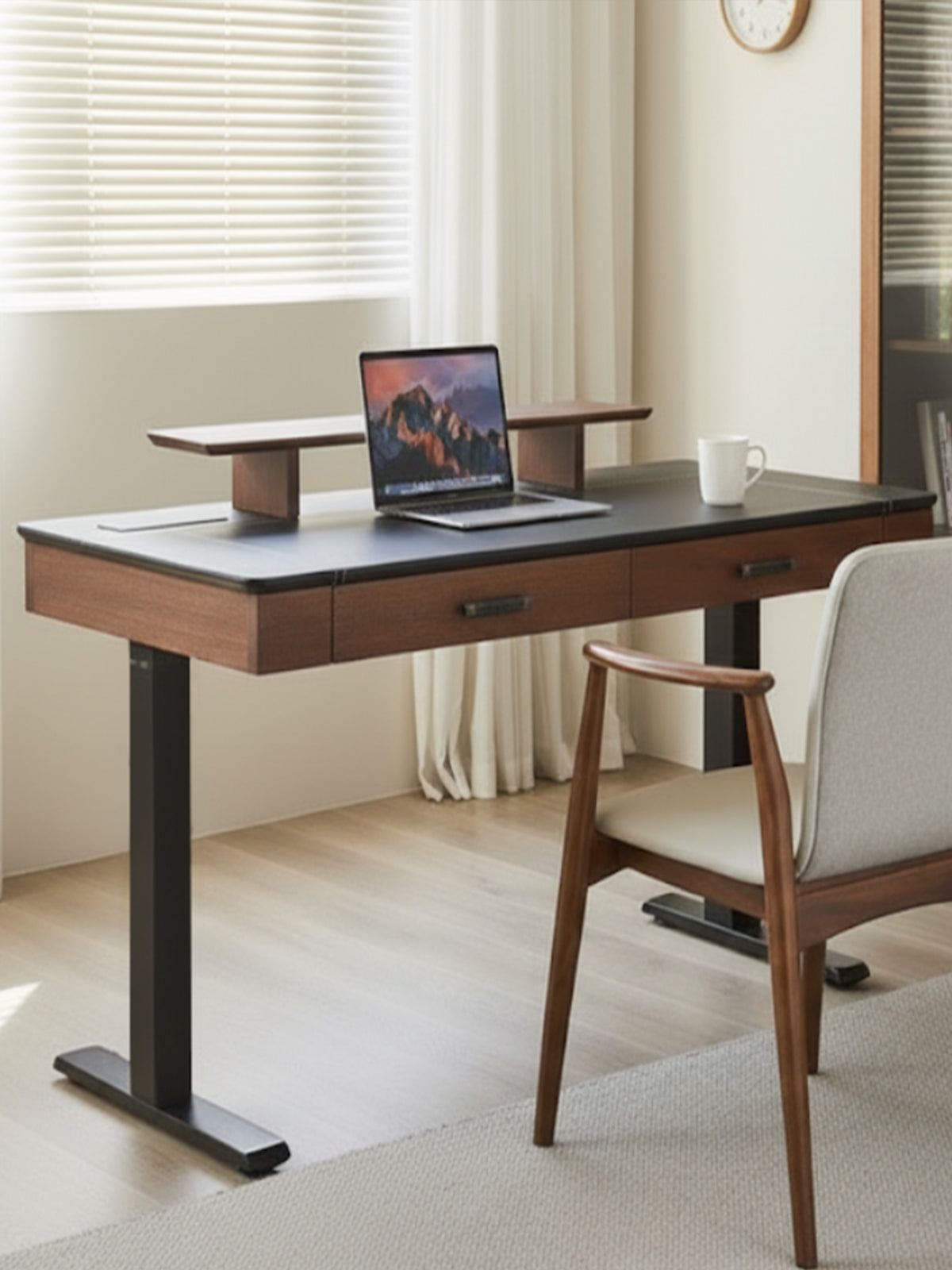Eureka Ergonomic Business