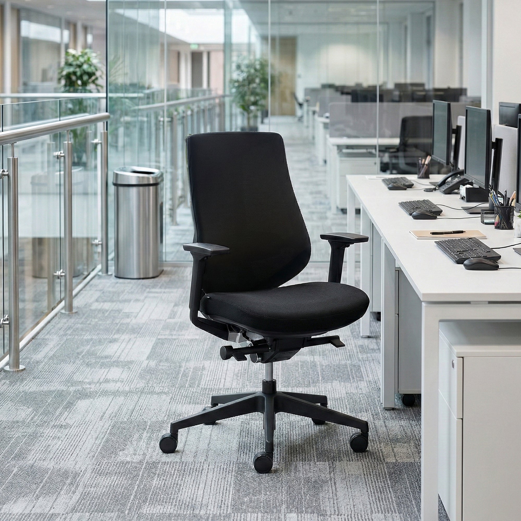 Lira, Ergonomic Office Chair