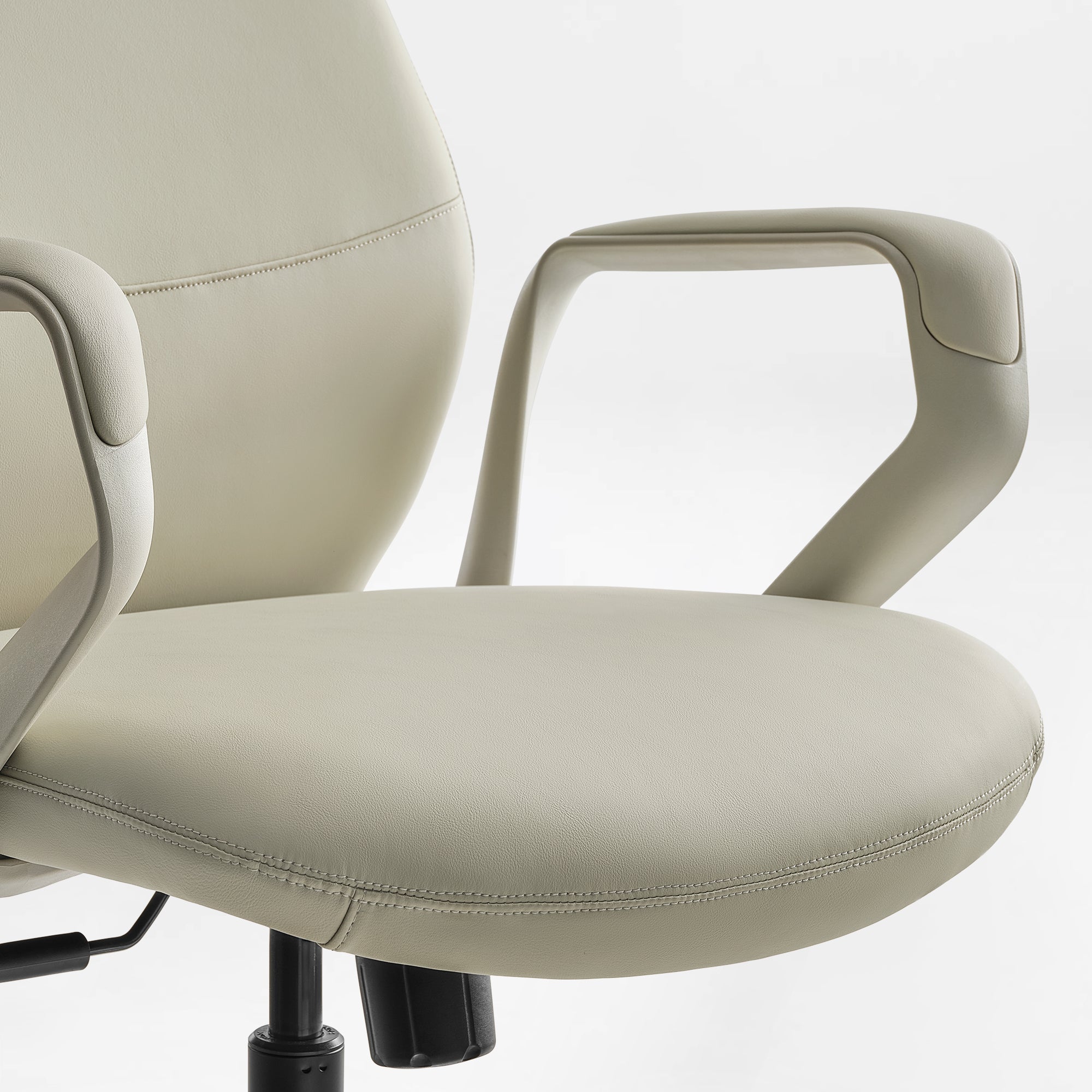 Executive Office Chair Soft with Cushioned Seat