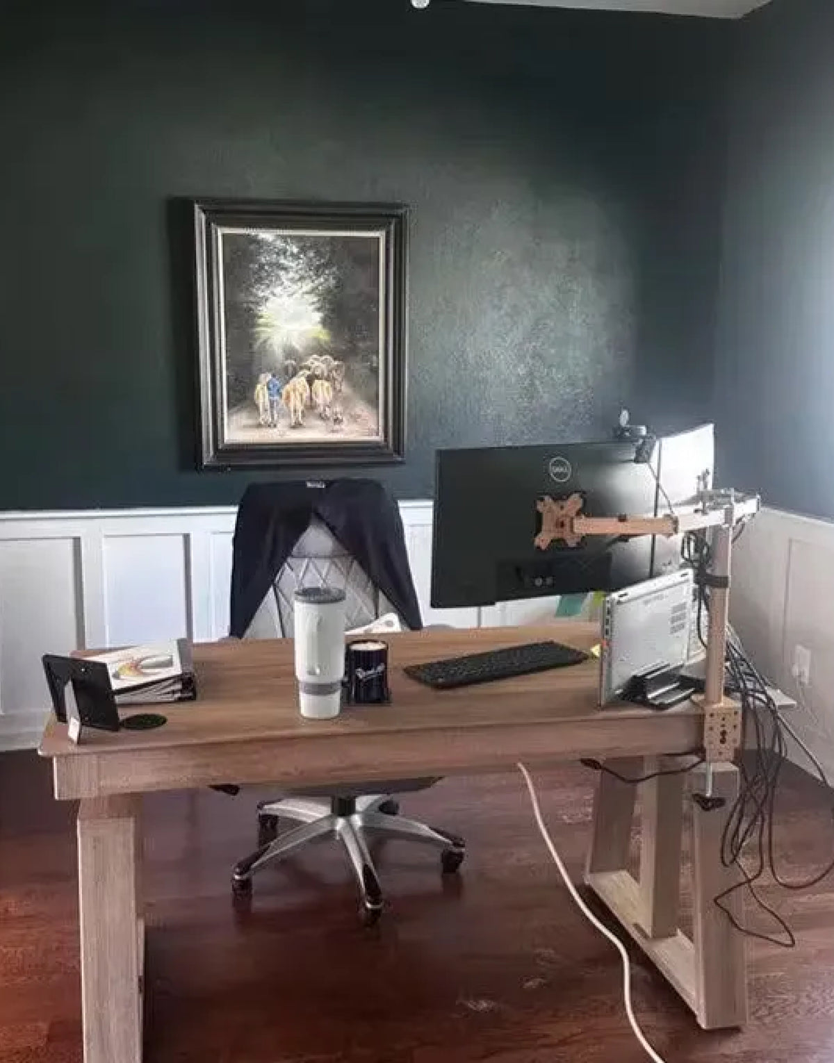 Eureka Ergonomic Business