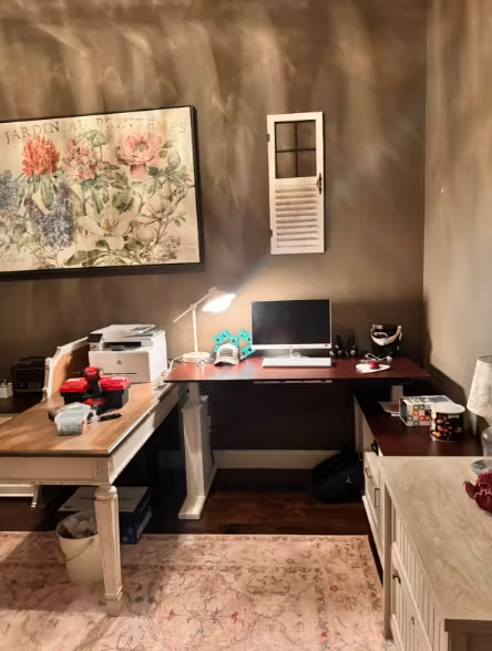 Eureka Ergonomic Business