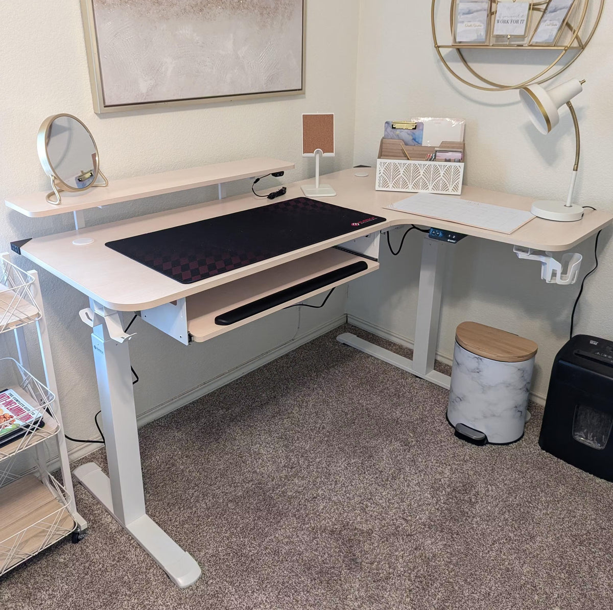 Eureka Ergonomic Business