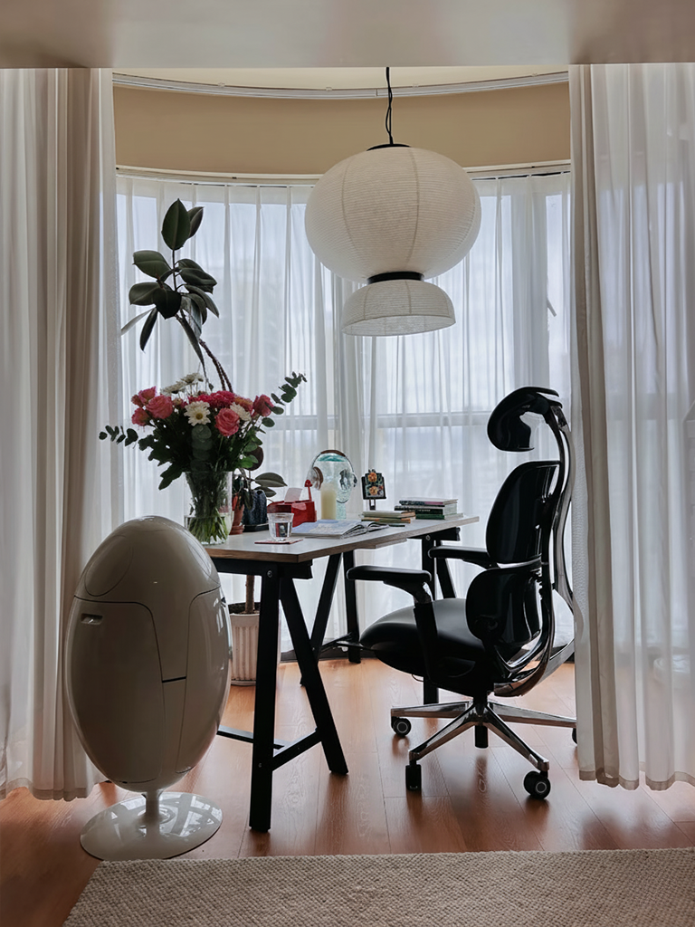 Eureka Ergonomic Business