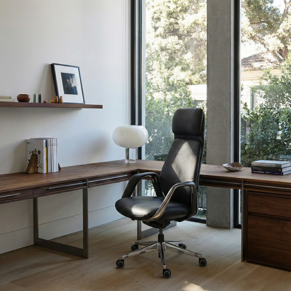 Eureka Ergonomic Business