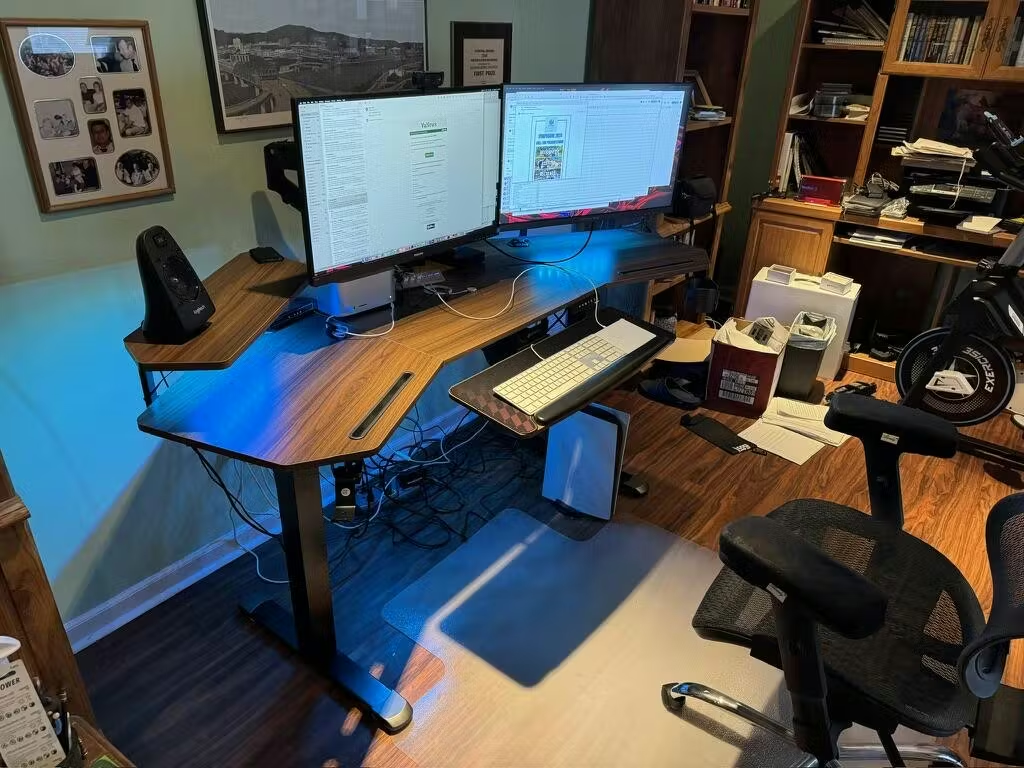 Eureka Ergonomic Business