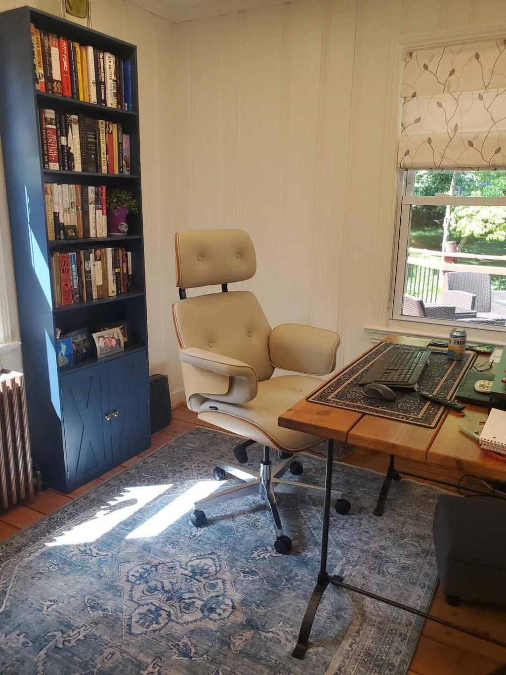 Eureka Ergonomic Business