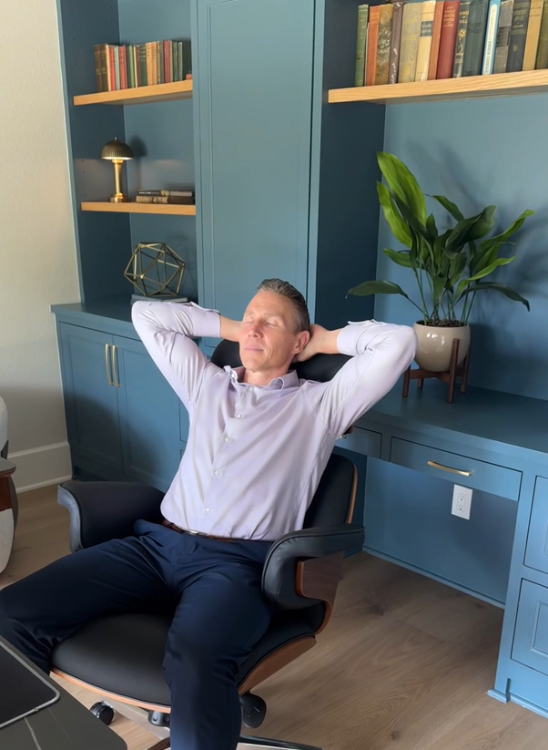 Eureka Ergonomic Business