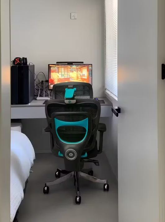 Eureka Ergonomic Business