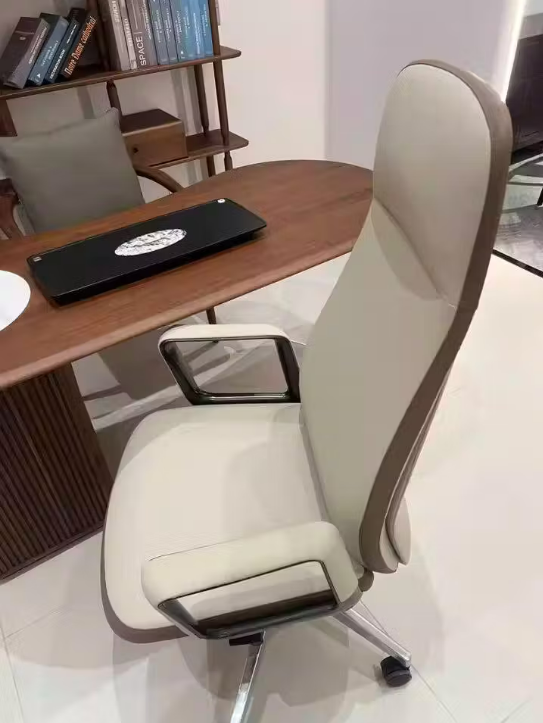 Eureka Ergonomic Business
